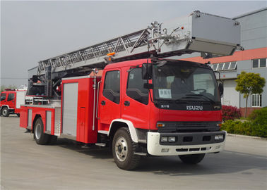 30M Aerial Ladder Commercial Fire Trucks With Pump Flow 40L/S At 1.0Mpa