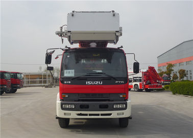 138KW Power บันไดทางอากาศแพลตฟอร์ม 30 เมตรรถดับเพลิงพร้อมปั๊มไฮดรอลิก